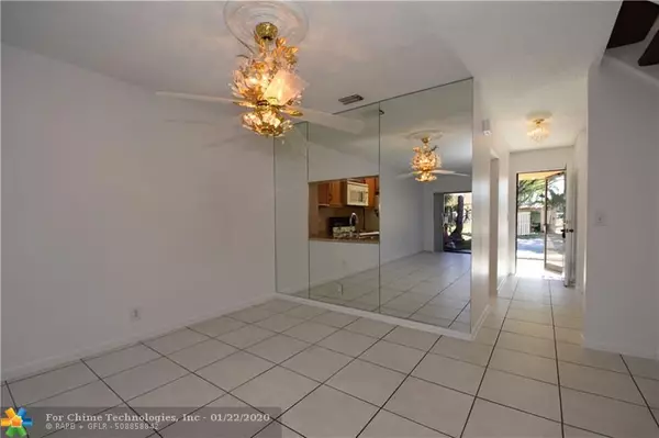 Coconut Creek, FL 33066,3613 Carambola Cir  #2880