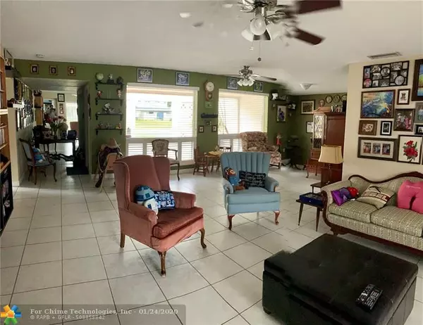 Cooper City, FL 33328,8861 SW 49th Ct