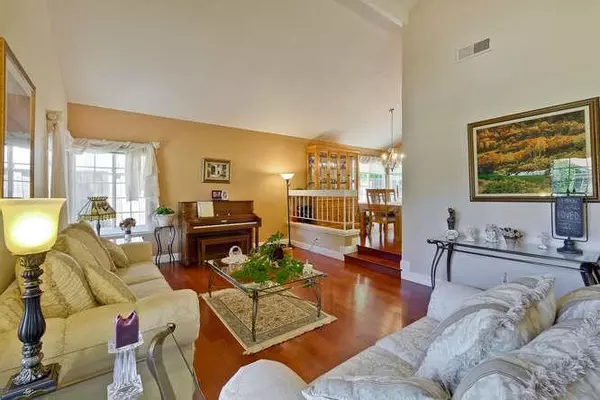 San Jose, CA 95124,4042 Ashbrook CIR