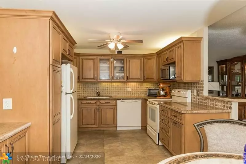 Deerfield Beach, FL 33442,248 Richmond F  #248