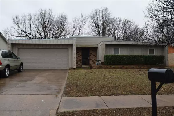 2116 Bois de Arc Circle, Norman, OK 73071