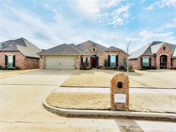 1316 Luke Lane, Norman, OK 73072