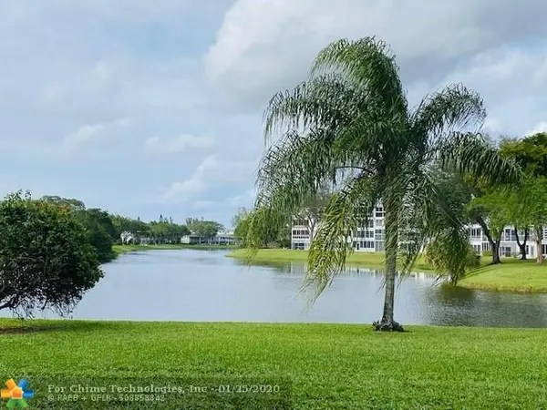 Deerfield Beach, FL 33442,1011 Oakridge A  #1011