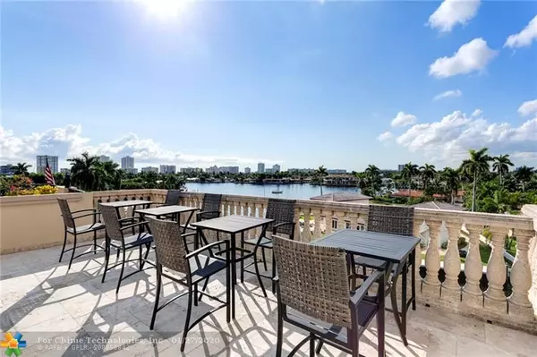 Pompano Beach, FL 33062,2272 SE 7th St