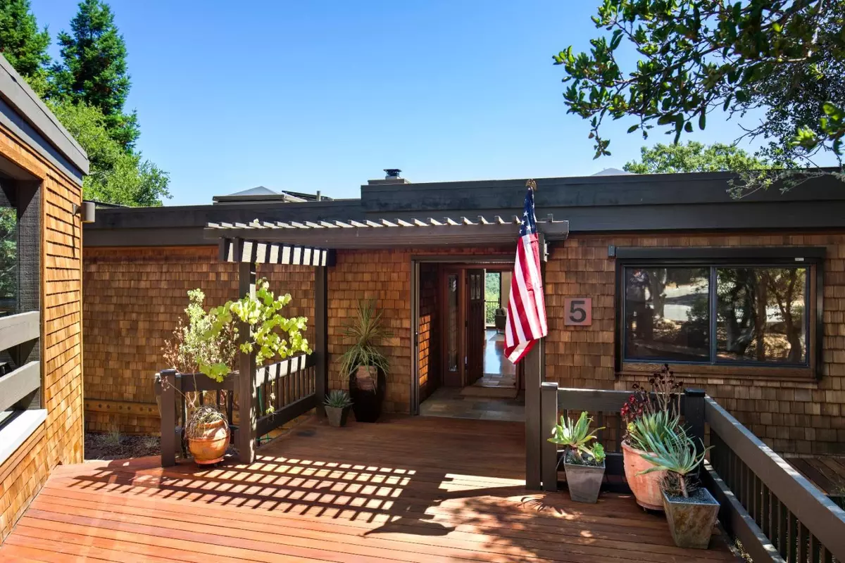 Portola Valley, CA 94028,5 Sunhill ST