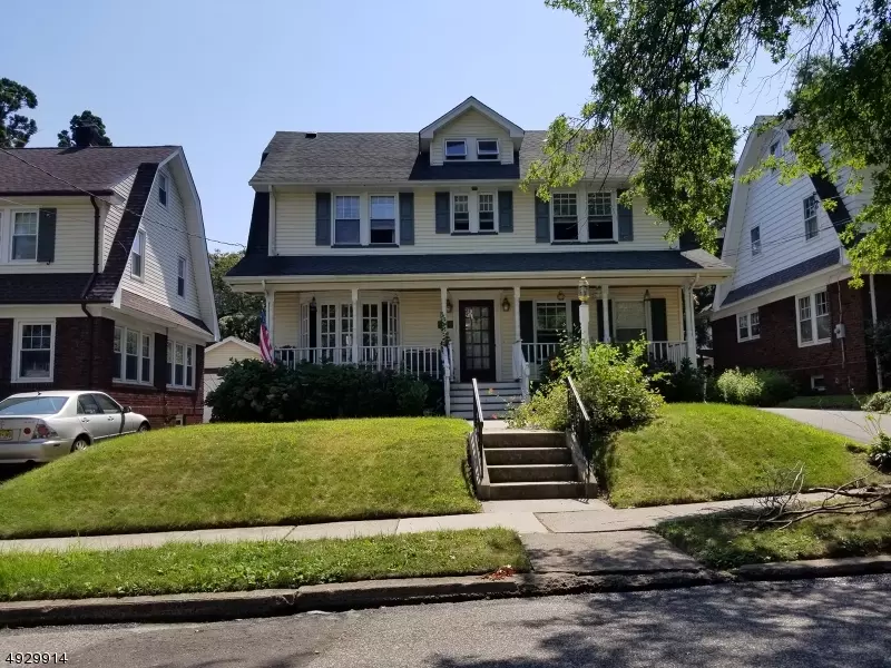 Rutherford Boro, NJ 07070,163 HACKETT PL
