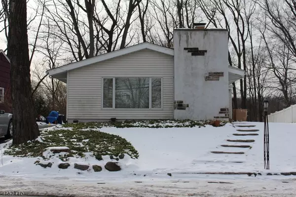 18 W LAKE SHORE DR, Rockaway Twp., NJ 07866