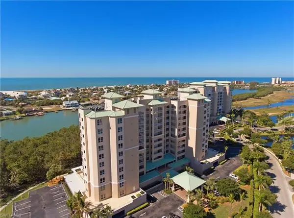 Fort Myers Beach, FL 33931,4182 Bay Beach LN #734