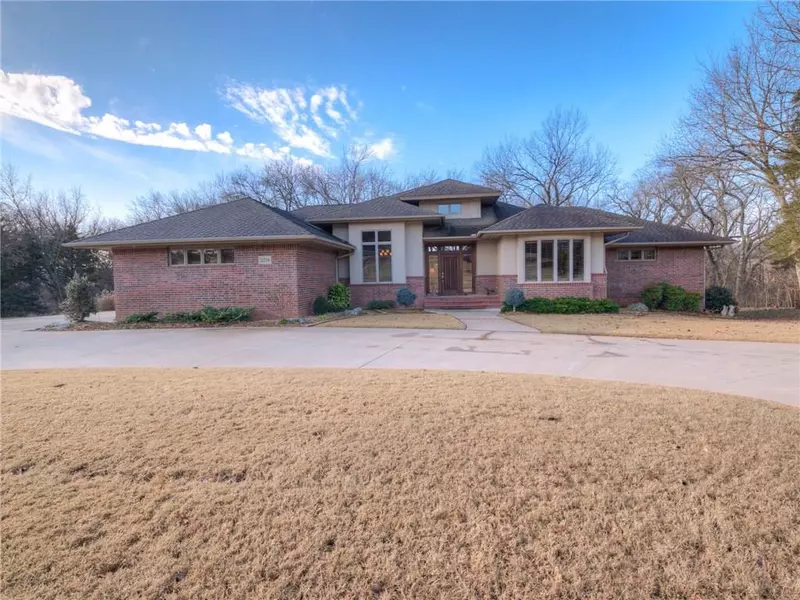 2214 S Walking Trail Drive, Stillwater, OK 74074