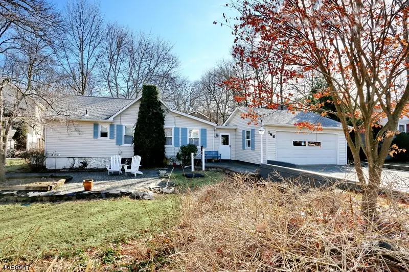 168 LAKEVIEW AVE, Ringwood Boro, NJ 07456