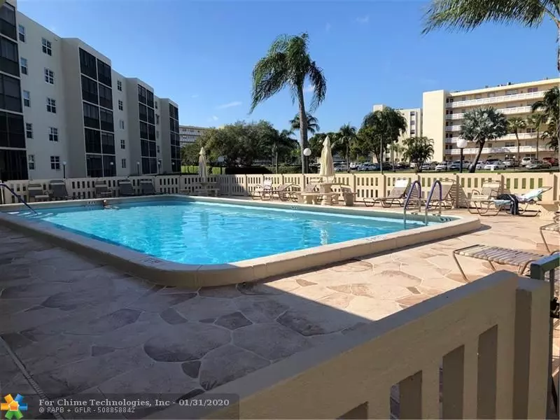 170 SE 5th Ave  #104, Dania Beach, FL 33004