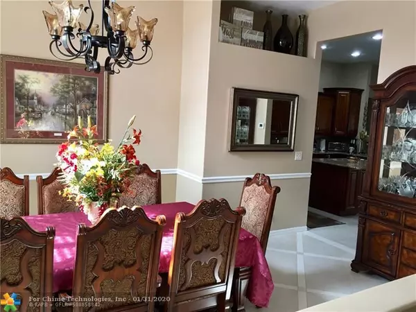 Boca Raton, FL 33498,10386 Canoe Brook Cir