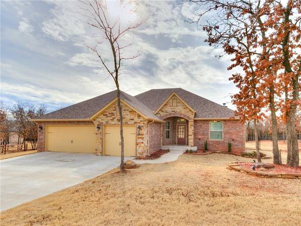 3367 Rustic Hollow Road, Guthrie, OK 73044