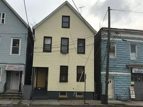 63 7TH ST, Elizabeth City, NJ 07201