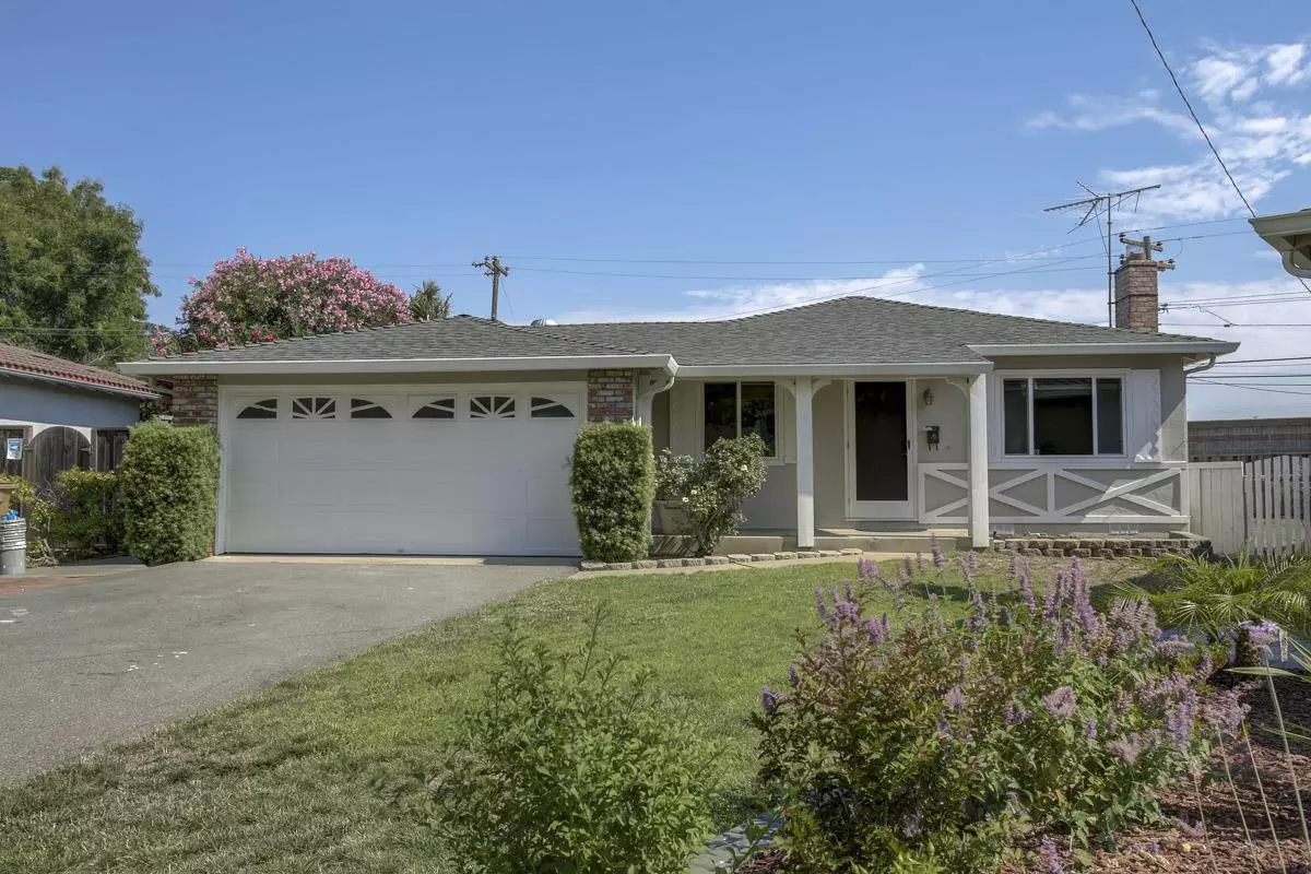 Cupertino, CA 95014,7551 Squirewood Way