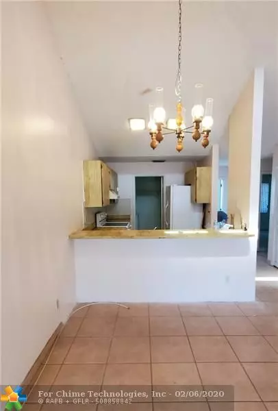 Miramar, FL 33023,6904 SW 37th St  #4-C