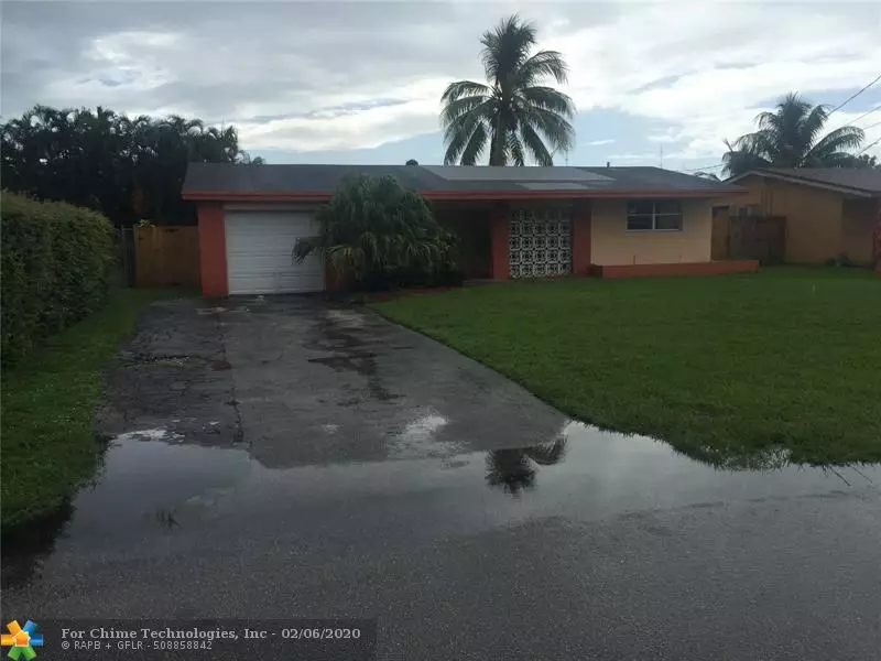 2633 Acapulco Dr, Miramar, FL 33023