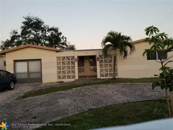 3601 Acapulco Dr, Miramar, FL 33023