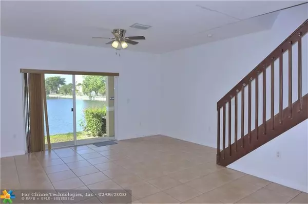 Tamarac, FL 33321,5933 Riverside Ave  #5933