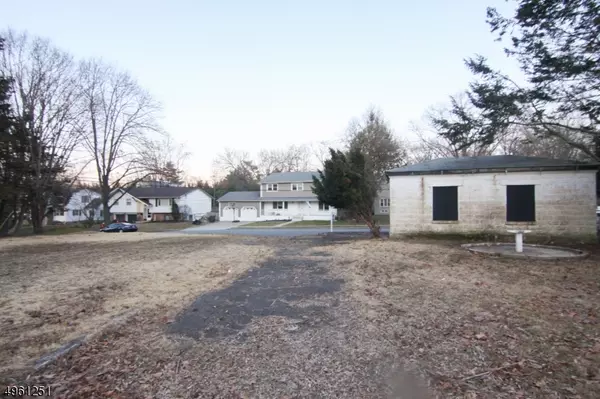 1772 LILBET RD, Teaneck Twp., NJ 07666