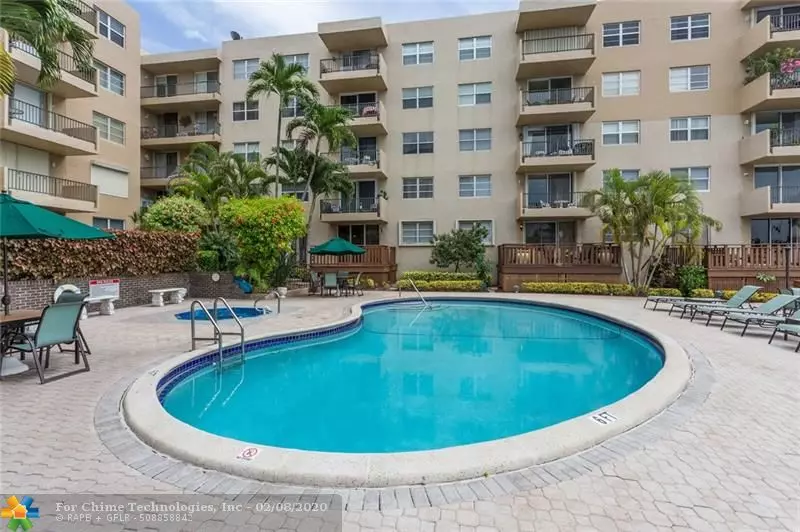 Pompano Beach, FL 33062,1421 S Ocean Blvd  #318