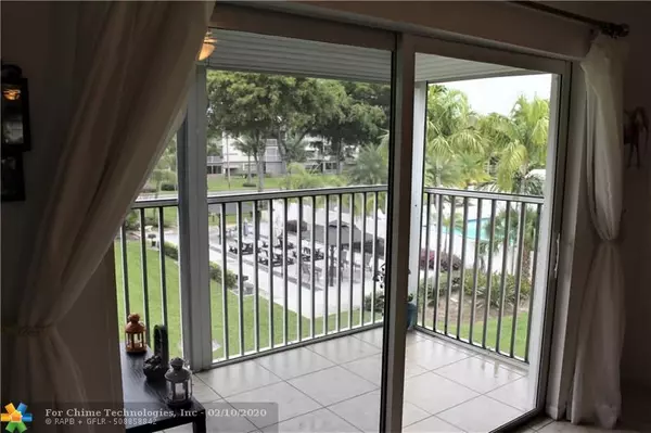 Hollywood, FL 33021,981 Hillcrest Ct  #310