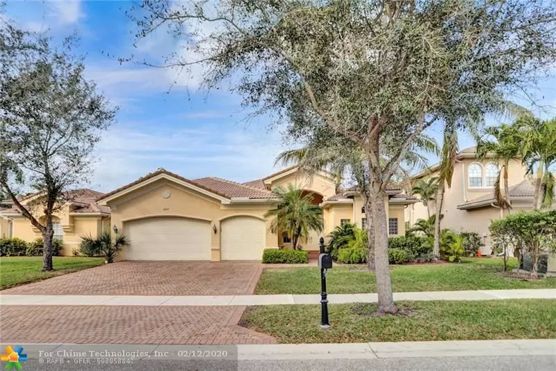 8897 Raven Rock Ct, Boynton Beach, FL 33473