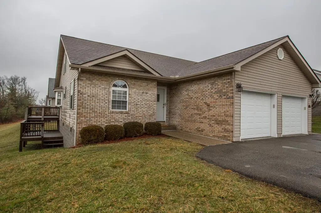 353 SUNSET DRIVE, Beckley, WV 25801
