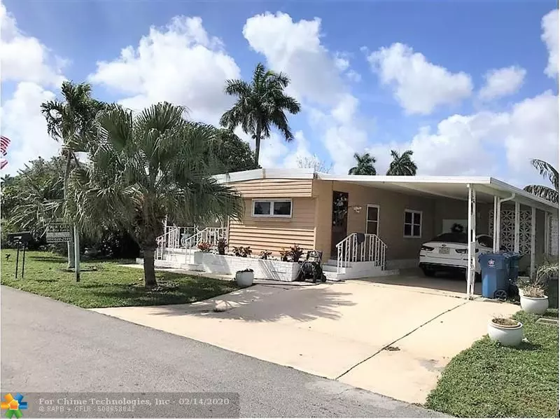 1651 SW 84th Ave, Davie, FL 33324