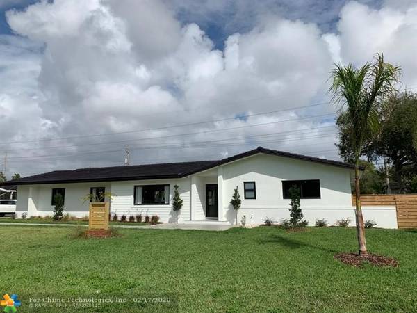 7861 SW 141st St, Palmetto Bay, FL 33158