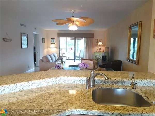 Pompano Beach, FL 33069,2215 cypress island  #203