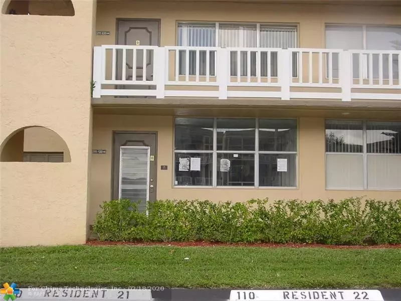 9101 Sunrise Lakes Blvd  #111, Sunrise, FL 33322