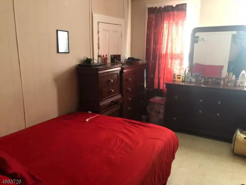 Elizabeth City, NJ 07206,547 FULTON ST
