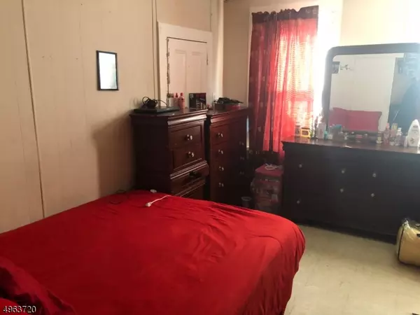 547 FULTON ST, Elizabeth City, NJ 07206