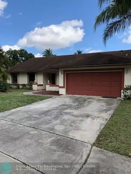 Plantation, FL 33324,690 Bluebird Ln