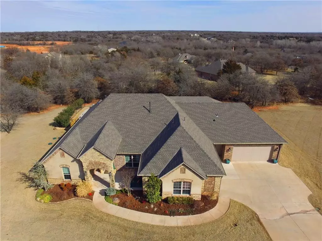 Edmond, OK 73034,5018 Pheasant Crest Road