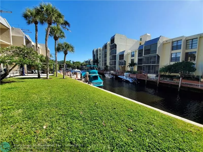 3 ROYAL PALM Way  #504, Boca Raton, FL 33432