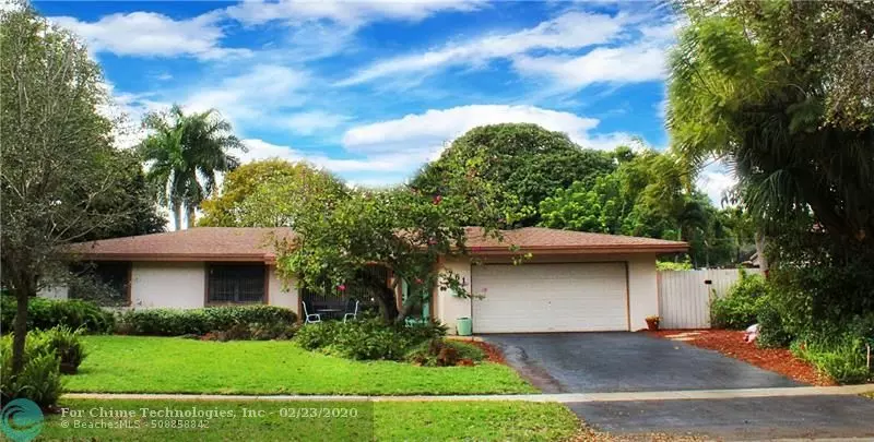 761 N Fig Tree Ln, Plantation, FL 33317