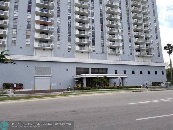 13499 Biscayne Blvd  #PH1709, North Miami, FL 33181