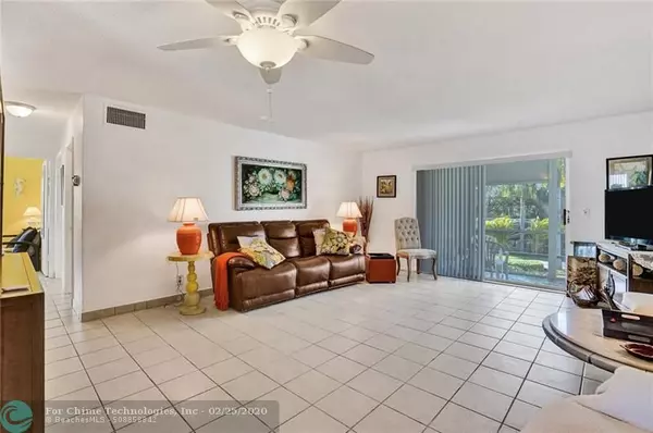 Hallandale, FL 33009,700 Layne Blvd  #220