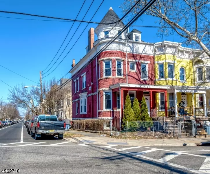 Newark City, NJ 07107,231 W 6TH AVE