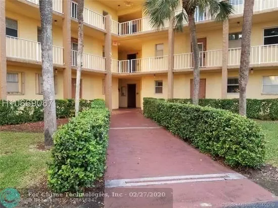 Sunrise, FL 33222,8345 Sunrise Lakes Blvd  #203