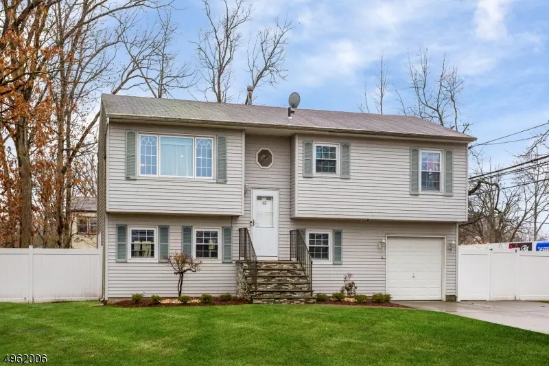 63 BENTLEY AVE, Old Bridge Twp., NJ 08857