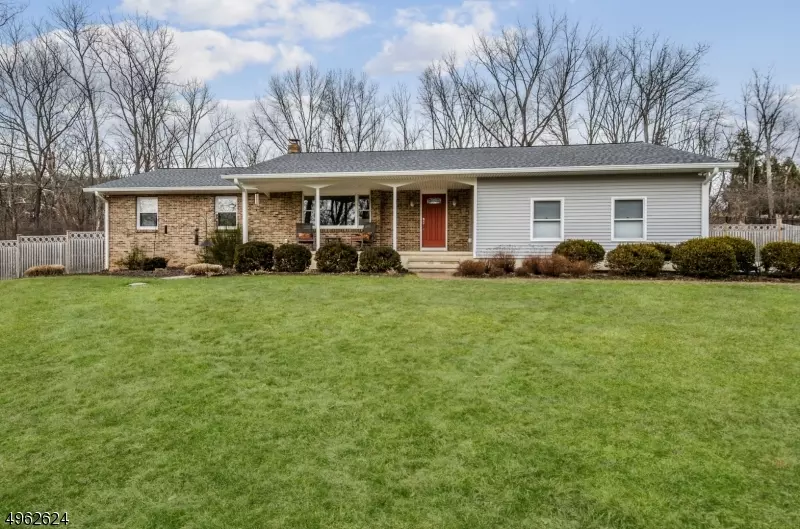 124 RED MILL RD, Lebanon Twp., NJ 08826