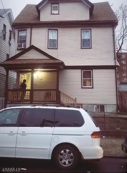603-605 E 25TH ST, Paterson City, NJ 07514