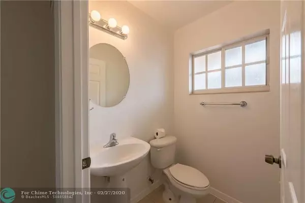 Coral Springs, FL 33065,3077 Riverside Dr  #14