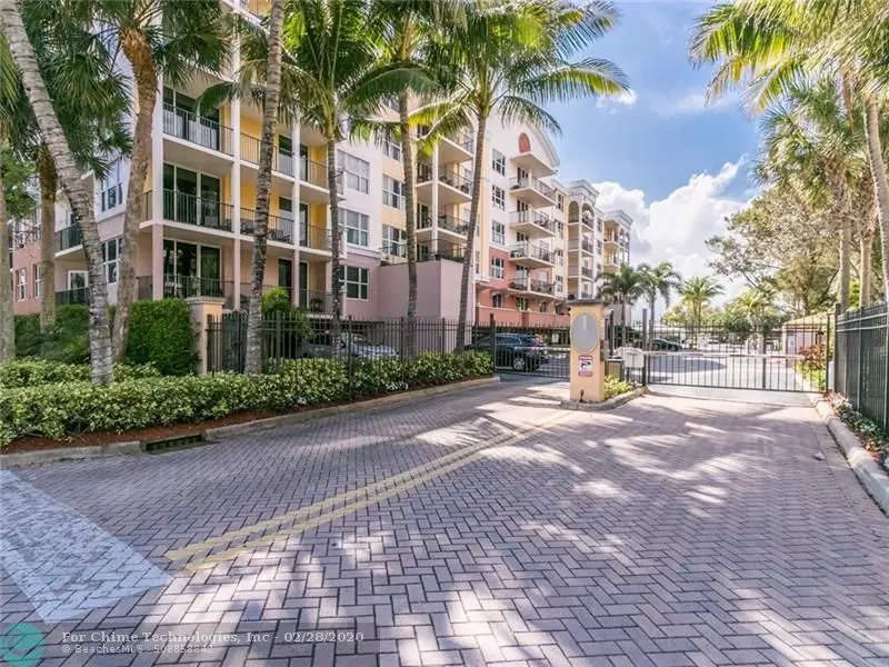 Deerfield Beach, FL 33441,191 S Ocean Dr  #216