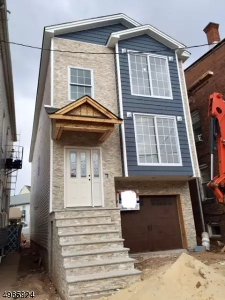 225 SOUTH ST, Elizabeth City, NJ 07202