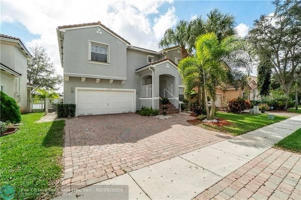 7502 NW 23rd St, Pembroke Pines, FL 33024