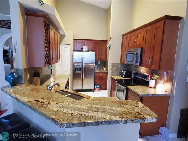 16502 NW 20th St, Pembroke Pines, FL 33028